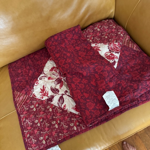 Like new Martha Stewart Somerset Square Cotton  Standard Pillow Sham set of 2 - Picture 3 of 6